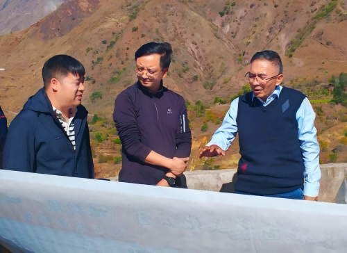 省委党史研究室到禄劝开展督导调研