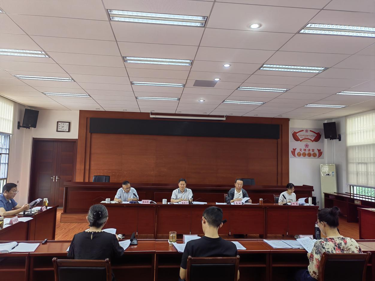 云南省委党史研究室传达学习习近平总书记重要指示精神，总结树立和践行正确政绩观学习教育